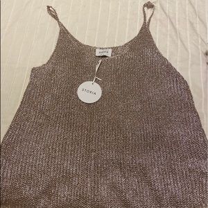 NWT metallic tank
